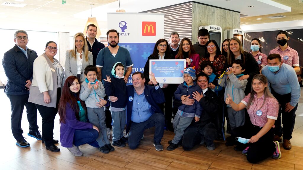 [Chile] Restaurantes McDonald’s lanzan “Espacio Azul” para atención de personas con Trastorno del Espectro Autista
