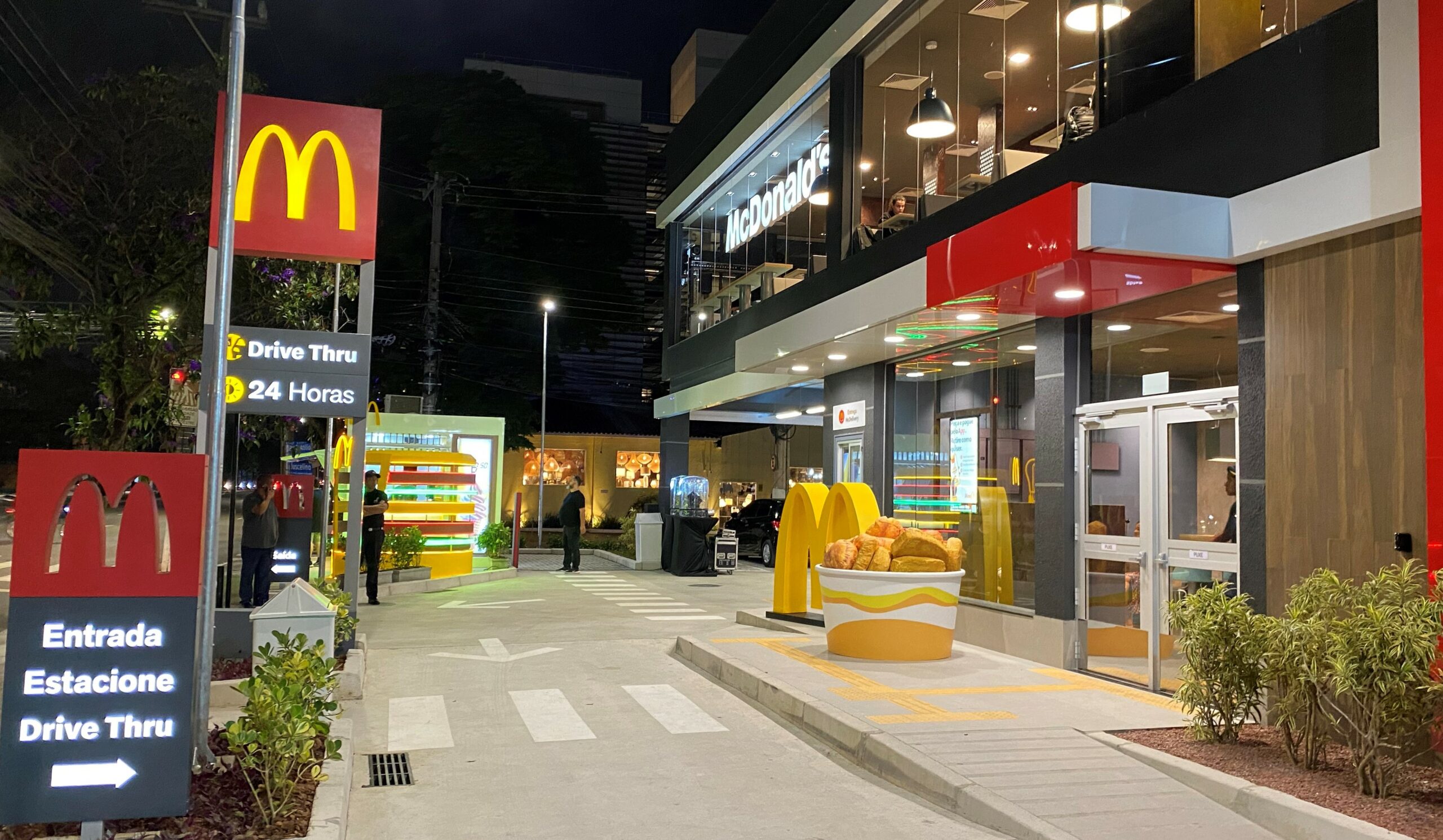 [Brasil] McDonald’s inaugura restaurante no coração do centro empresarial de São Paulo