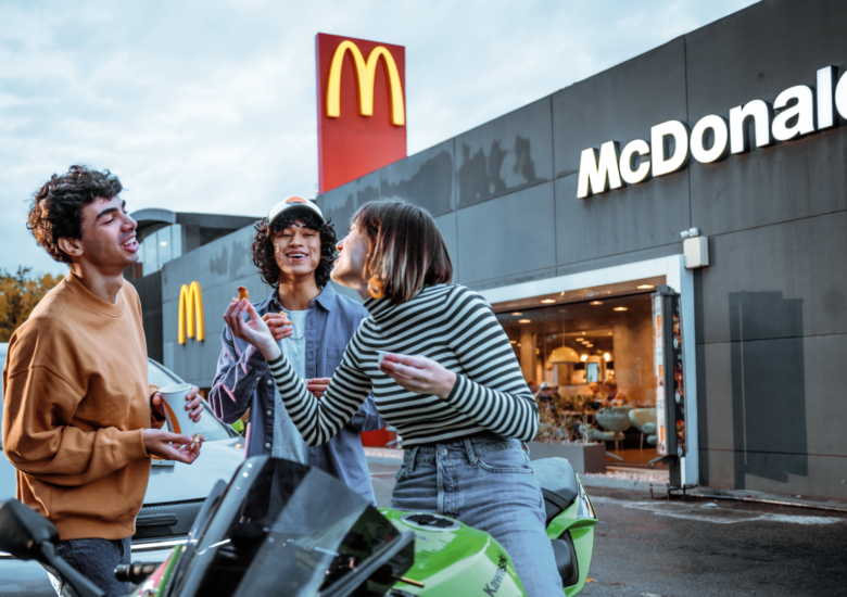 Los icónicos Chicken McNuggets de McDonald’s cumplen 40 años