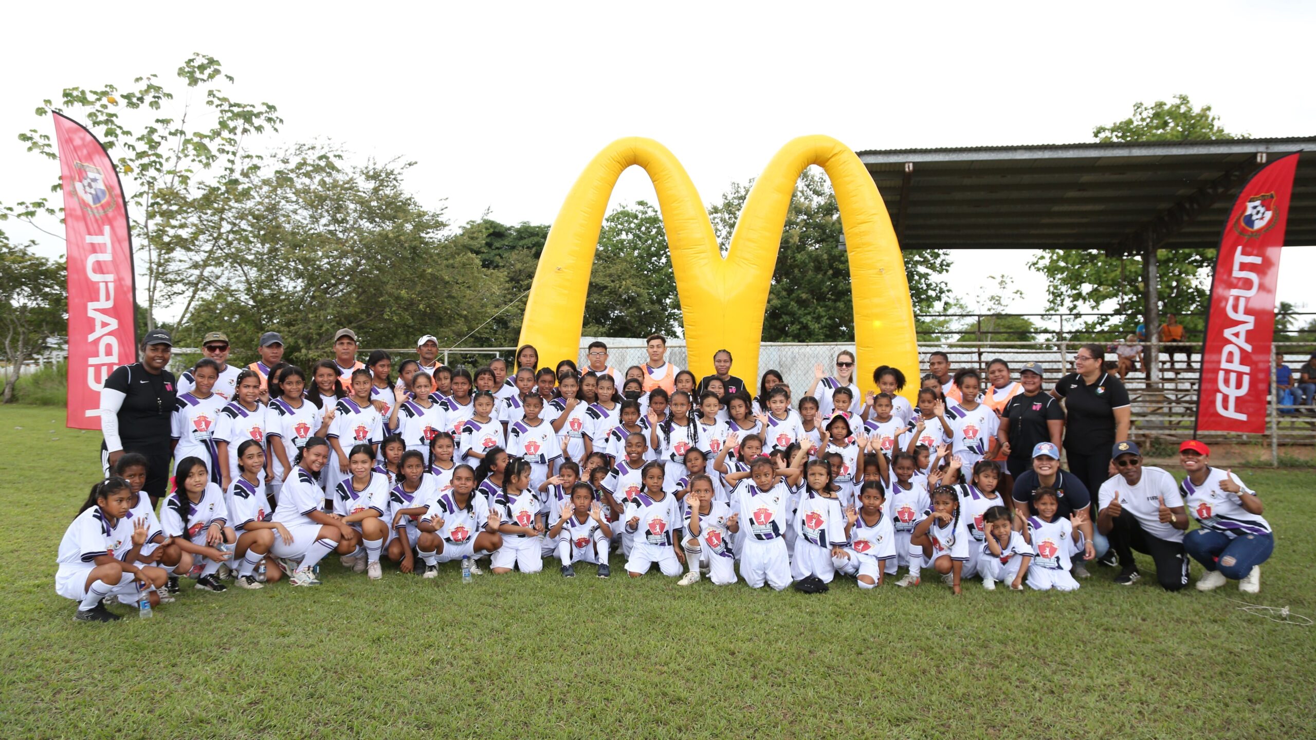 [Panamá] Arcos Dorados y Fepafut cierran con éxito gira de fútbol para niñas a nivel nacional