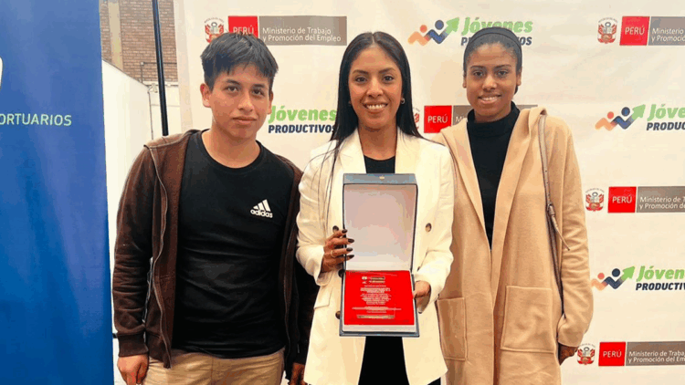 Fuimos reconocidos en Perú por nuestro compromiso con el empleo formal juvenil