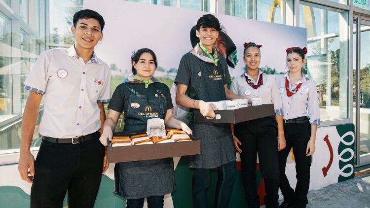 [Argentina] Arcos Dorados encabeza el ranking de los mejores empleadores para jóvenes