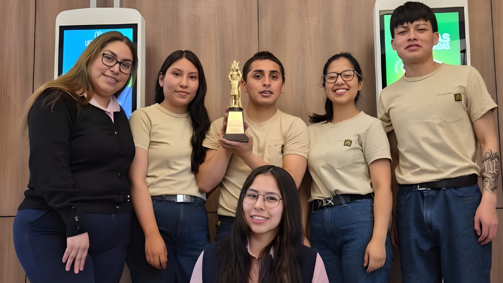 [Perú] McDonald’s recibe el Inka Dorado Award por décimo año consecutivo y reafirma su liderazgo en Cusco