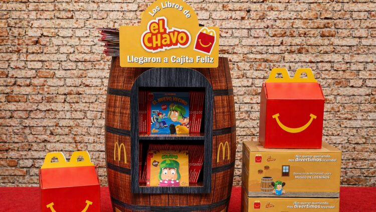 [Costa Rica] McDonald’s hace donación de libros de El Chavo Animado y Barrilotecas a Hospital Nacional de Niños y Museo de los Niños